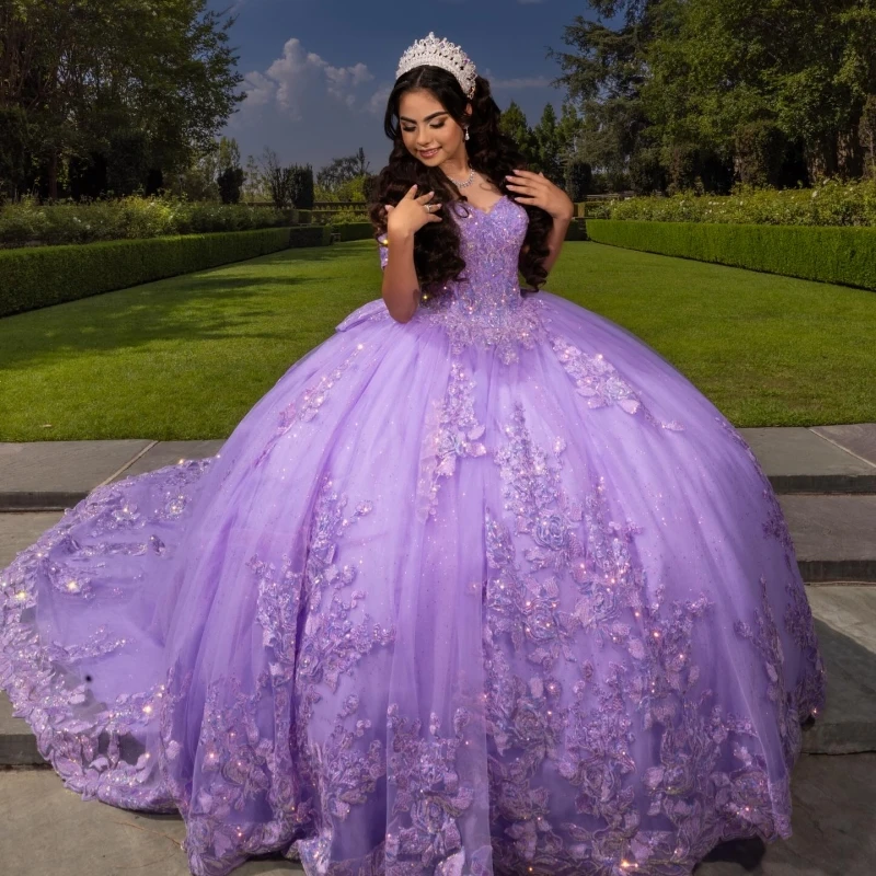 

Сиреневое блестящее бальное платье Quinceanera Платья с открытыми плечами Аппликация Кружева Бисероплетение Кристалл Лук Тюль Вечеринка День Рождения Сладкое 16-платье