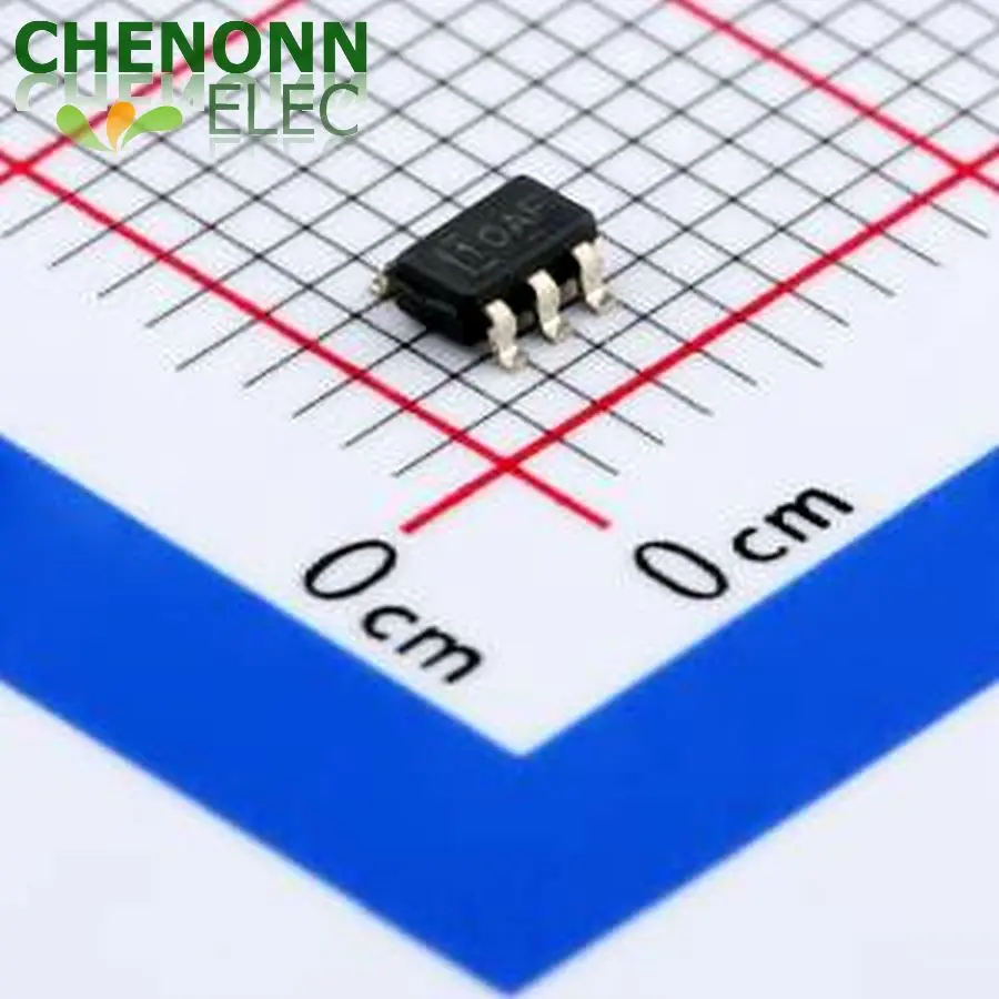 300PCS/LOT TLV9061IDBVR (Amplifiers ICs)