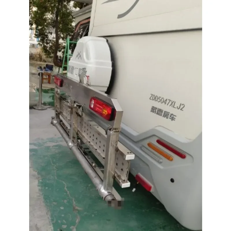 Motorcycle frame, car rear-mounted off-road rotary frame