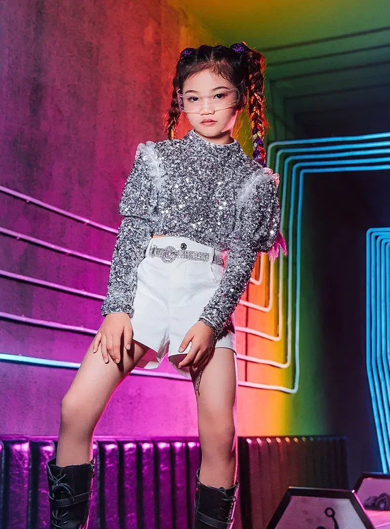 

Top Sparkle Girls Costume Jazz Hip-hop Dance Kids Suit Clothes Performance Stage Outfits 2 Pcs Silver Glitter Sequin