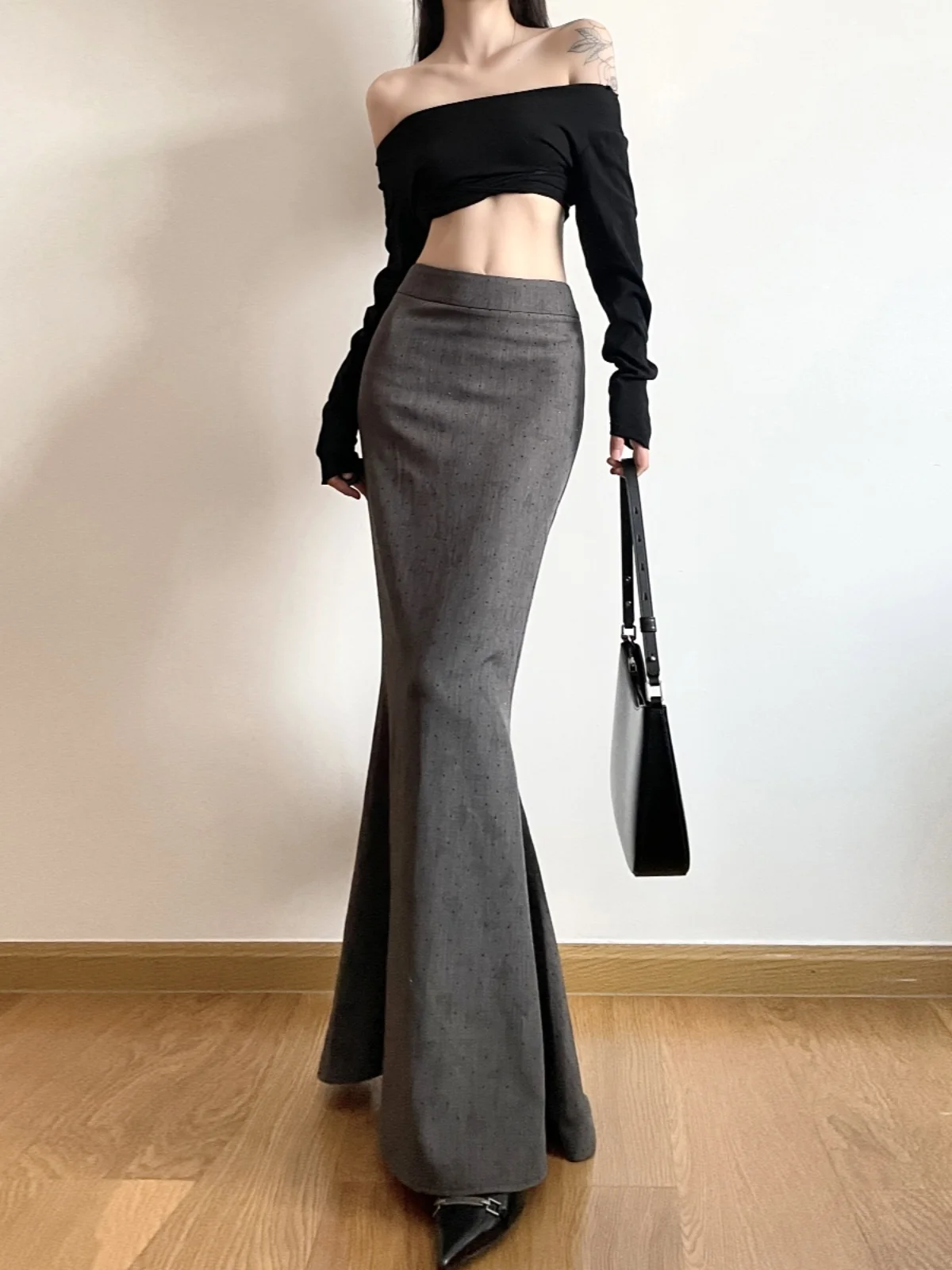 

Women's Retro Grey Bodycon Mermaid Skirt Rhinestone Printed Design Elegant Slim-fit High-waisted Midi Skirt For Autumn Winter