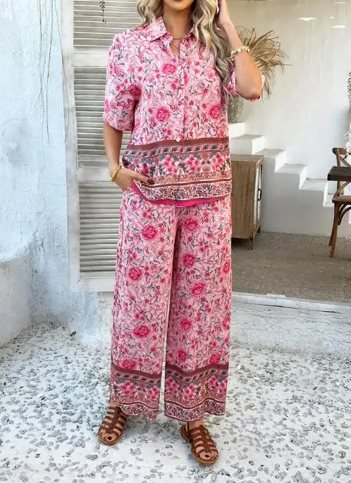

2025 Spring/summer Print Contrasting Bohemian Vacation Style Short Sleeved Long Pants Set for Women's Wear