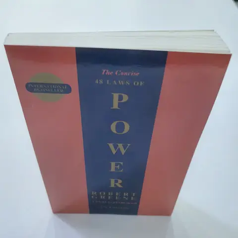 로버트 그린(Robert Greene)의 권력의 간결한 48가지 법칙 영어 도서 정치 리더십 정치 철학 동기 부여 도서