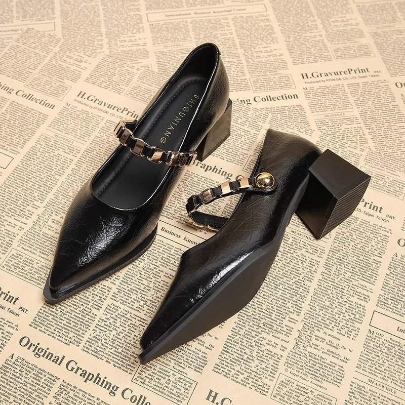 

Pointed Toe Women Loafers 2025 New Arrivals Casual Mules Metal Chain Low Flat Heeled Black Silver Brown White Loafers Size 35-40