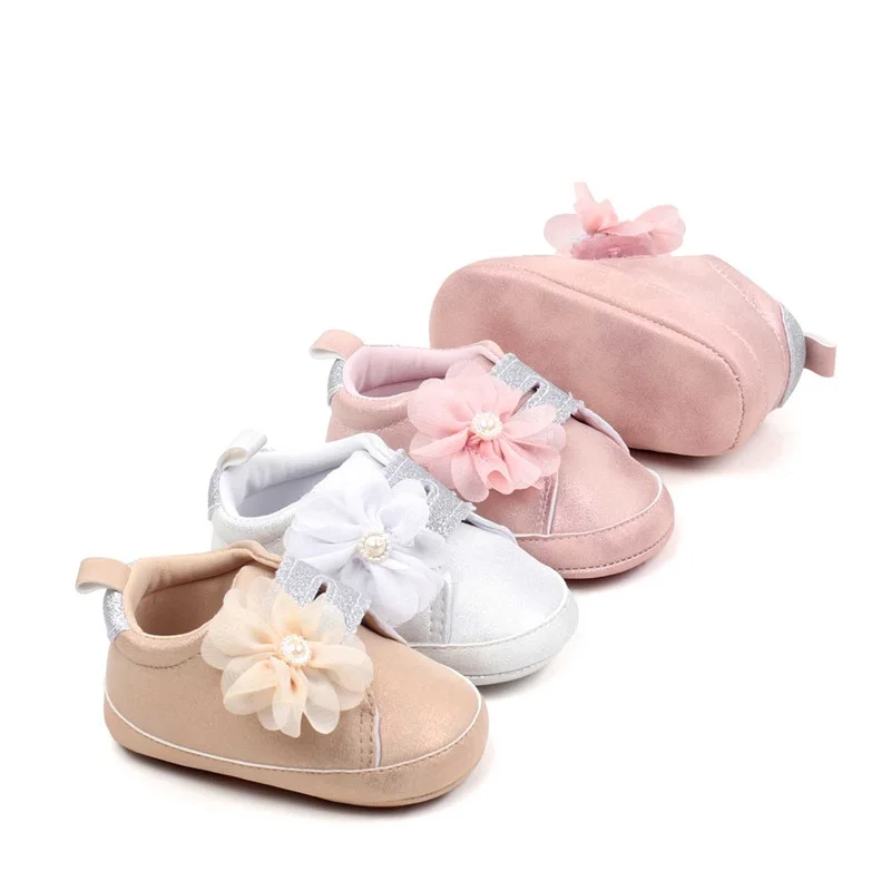 

0-18 Months Baby Girls Sneakers 3D Flower Flats Infant First Walking Shoes Soft Non-Slip Crib Shoes