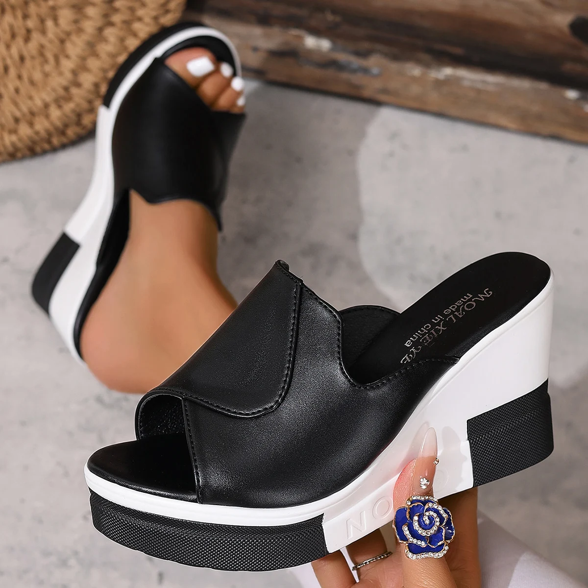 Vrouwen Wiggen Slippers Zomer  - Street Fashion Plus Size recensie en prijs