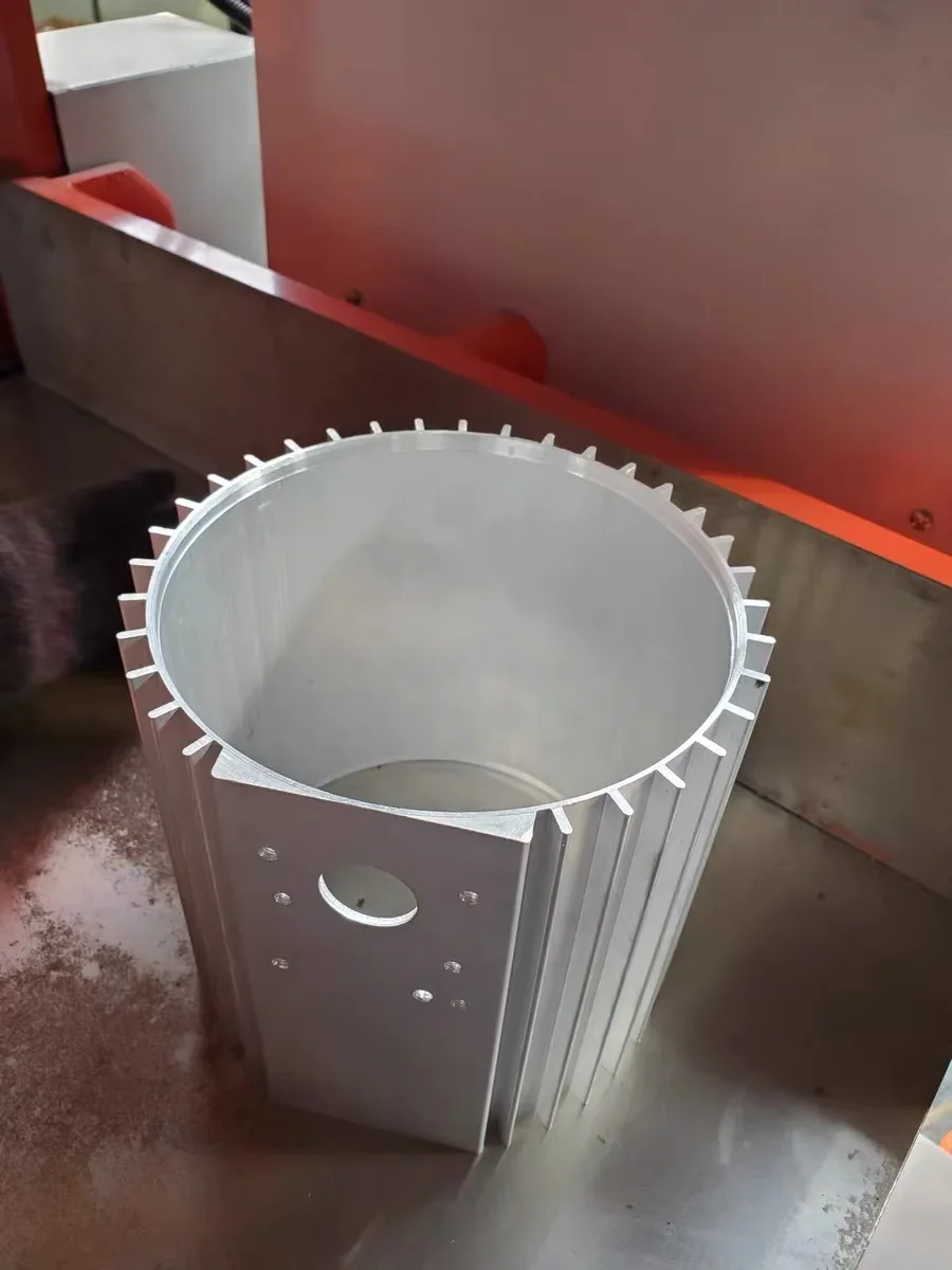 CHINA High Speed Semi Automatic Aluminium Cutting Aluminum Saw Cutting Machine