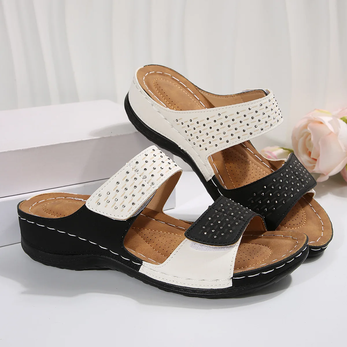 

European American Style Women's Slippers Summer Hollowed-out Sandals Fashion Wedges Platform Sandals Outdoor Casual Beach Slides