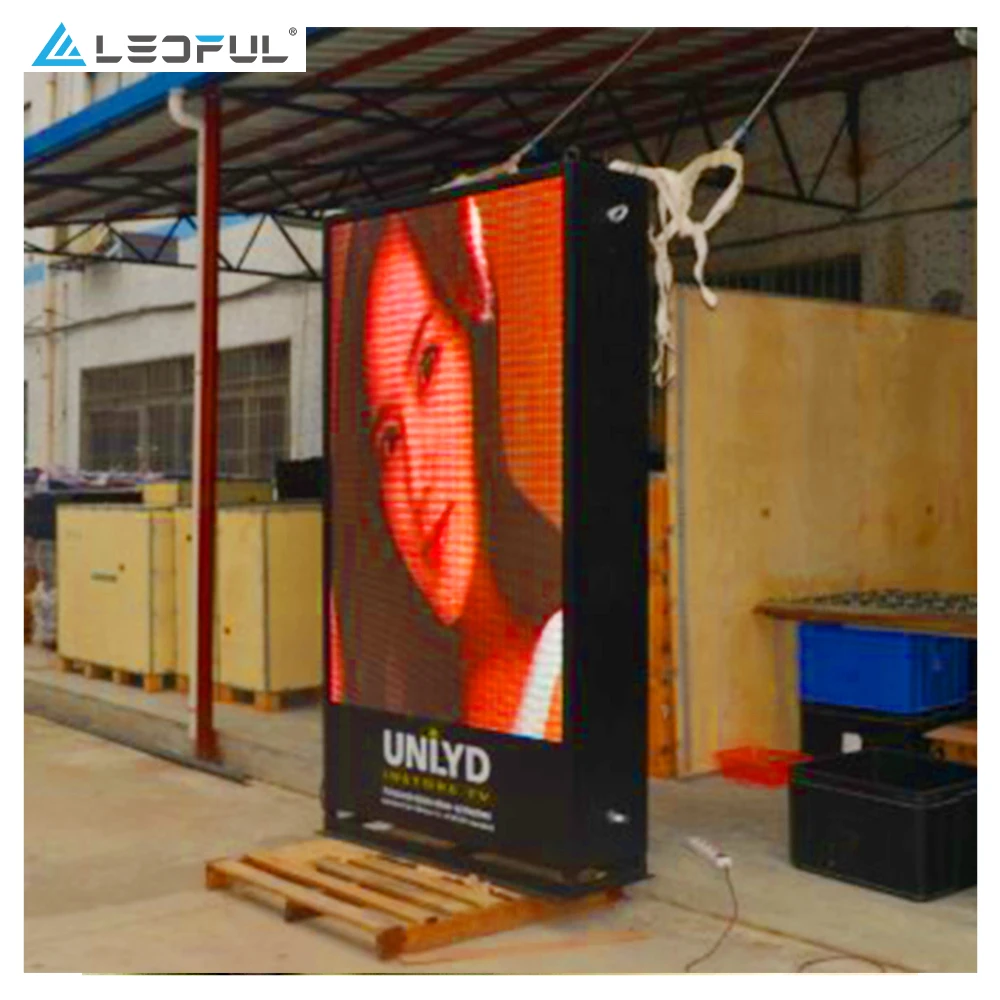 Vehículos de pantalla LED de medios digitales de camión programable con letrero de remolque LED P6.67 impermeable al aire libre