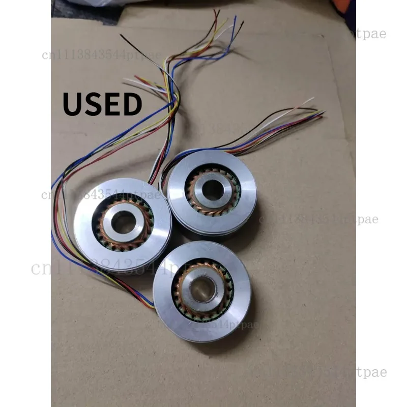 Un résolveur creux de 8 mm J52xfw975j (photo réelle prise)