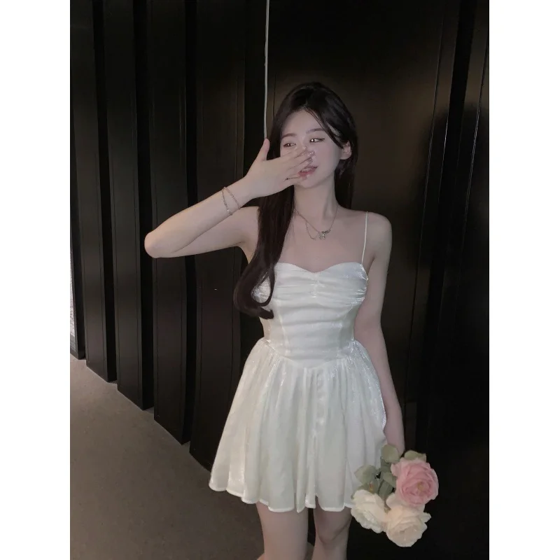 

Summer Niche Design Sexy Suspender Dress Backless White Waisted Slim Fit Slimming Graceful Pleated Skirt