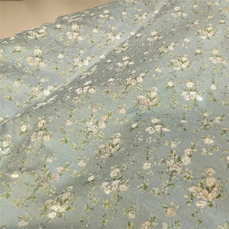 Gold thread small floral jacquard fabric with a textured feel for suit shorts women's shoes and bags