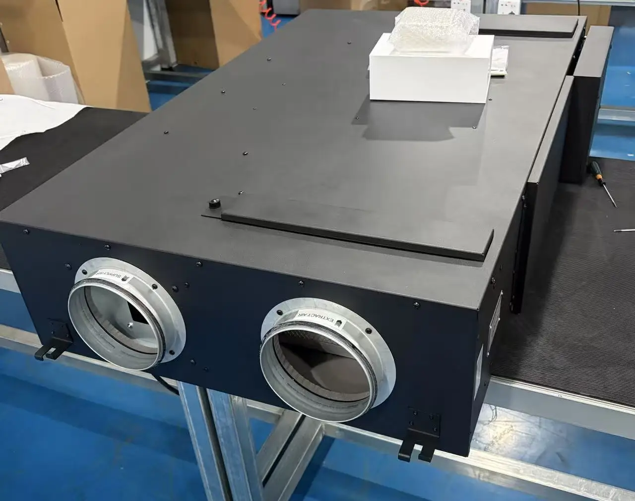 Airflow rate: 100m3/h-1200m3/h Bespoke products E-VIPO HVAC ERV HRV High Efficiency Heat Energy Recovery Ventilation