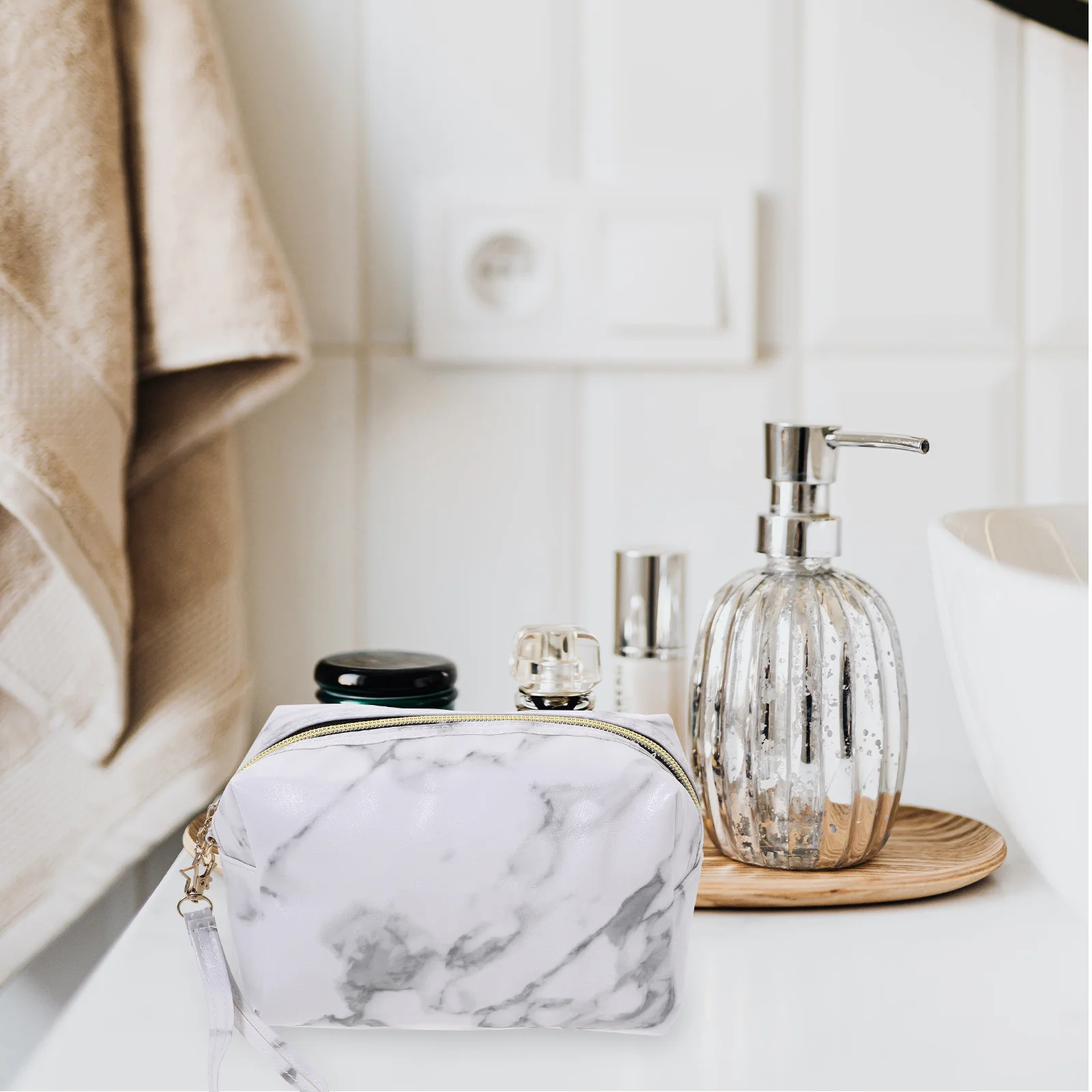 

1 pc Marble Pattern Makeup Pouch Lightweight Storage Bag For Travel Toiletries Organization Gift Pu Bag