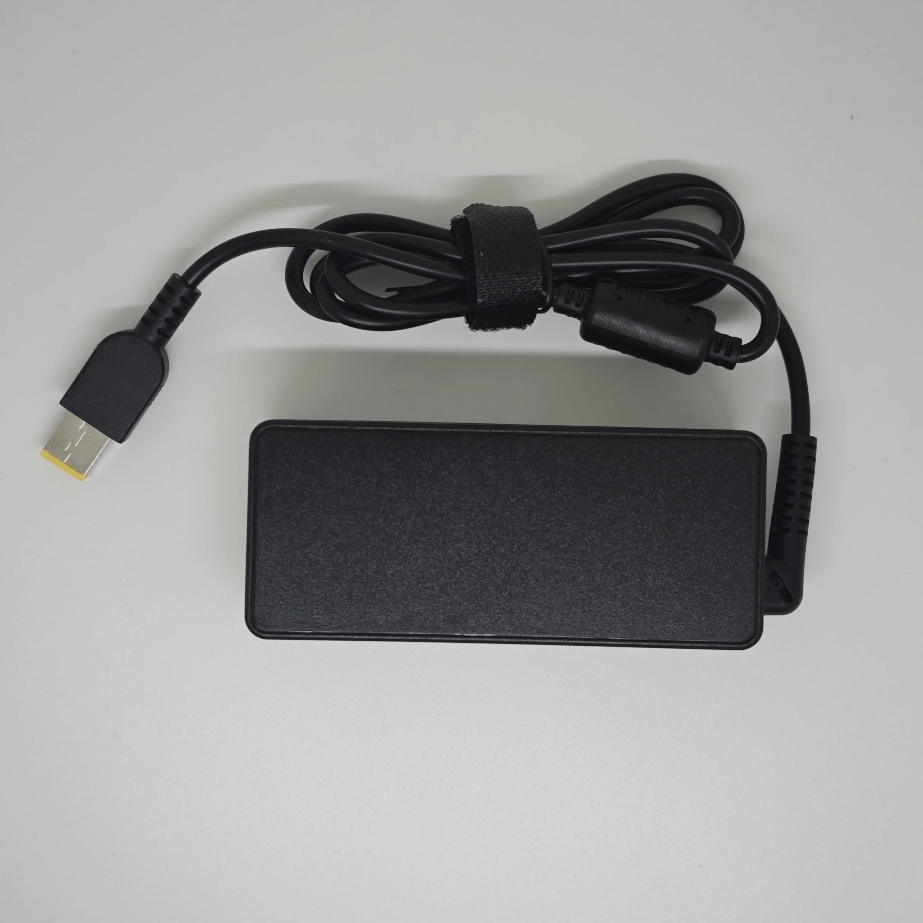 Cargador de ordenador portátil de 20V, 2,25a, 45W, adaptador de CA de punta delgada ADLX45NCC3A para Lenovo ThinkPad X230s X240 X240S X250 X260 X270 T440 T440S