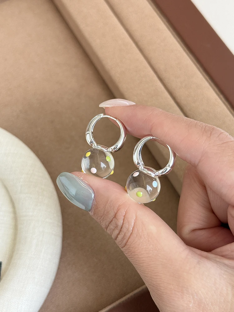 Makronen-farbige Tropfenglasur-Polka-Dot-Ohrringe mit transparenten runden Kugelanhängern für Damen – Trendiger Schmuck 2026, vielseitige Accessoires – Detail 13