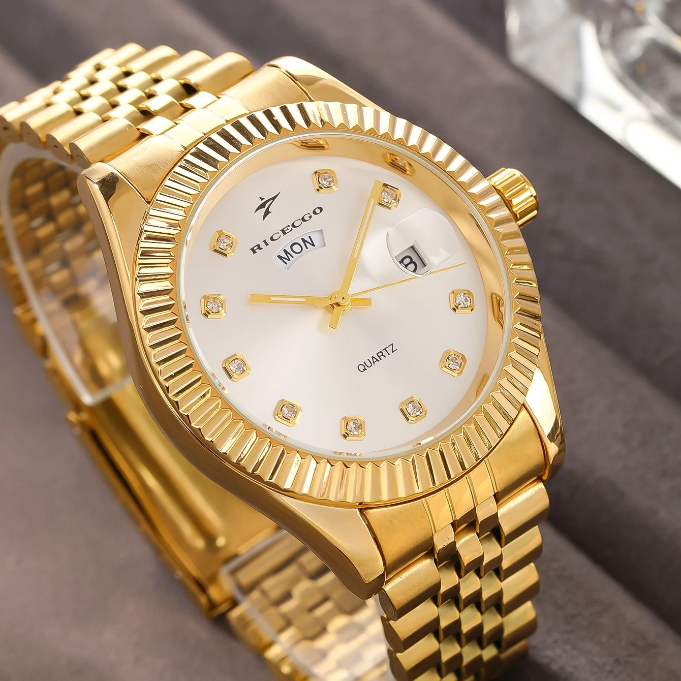 Sport Men Wristwatches Casual Simple Fashion Calendar Week Quartz Watch Male Watches Reloj for Christmas New Year Gifts