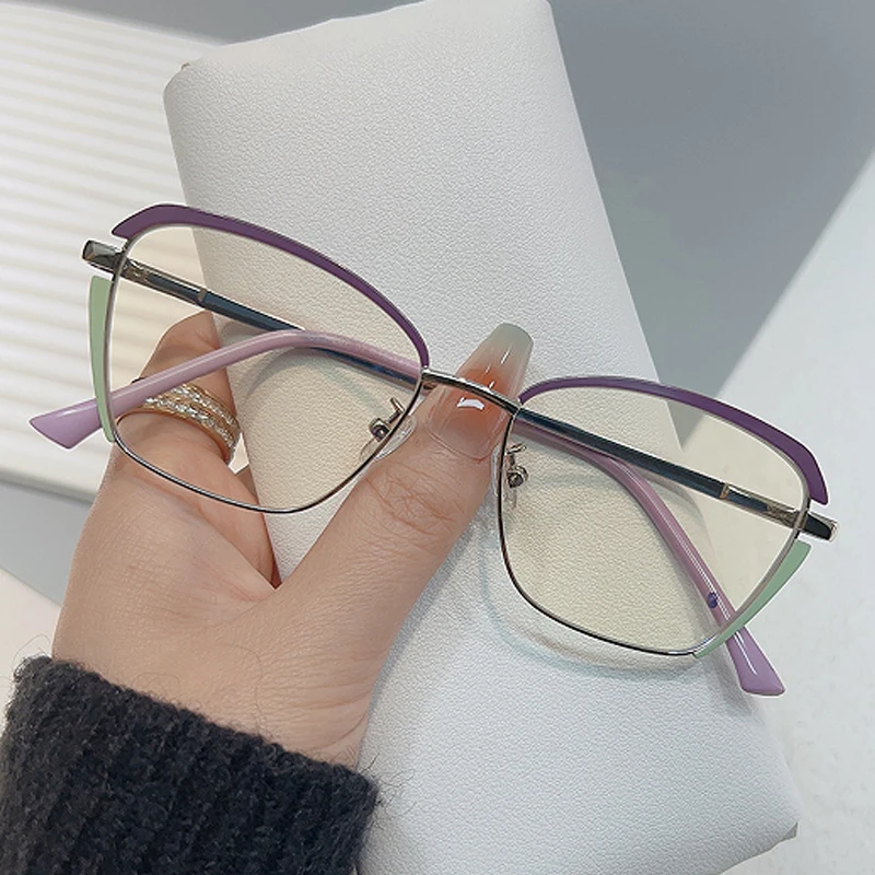 2025 New Fashionable Flat Mirror Retro Metal Frame Optical Mirror Men's And Women's Anti Blue Light Glasses 66603