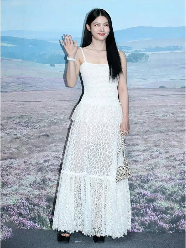 

Elegant Lace Crop Top And Skirt Set with Gathered Waist And Pleated A-Line Half-length Summer Outfit for Women