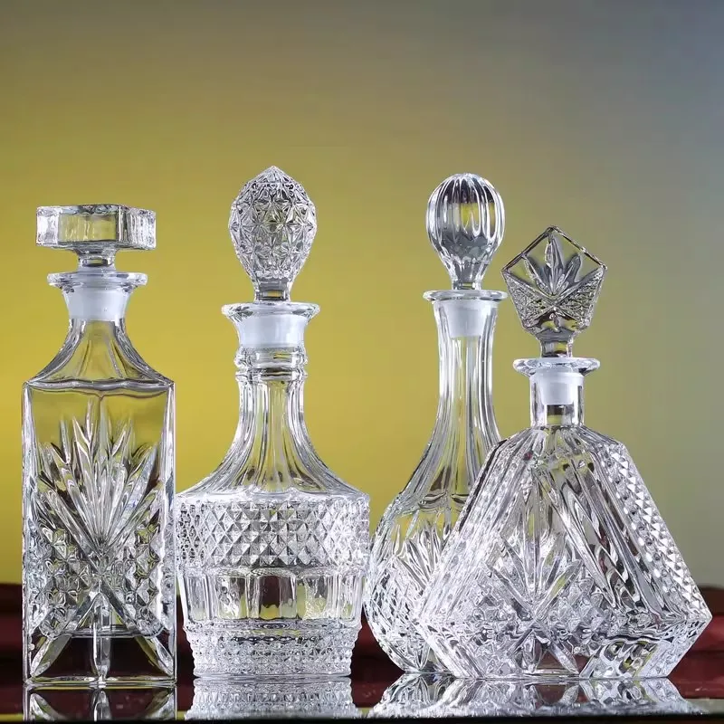 Whiskey Decanter for Liquor Scotch Bourbon, Crystal Glass, Lead-Free, Alcohol Bottle, Barware