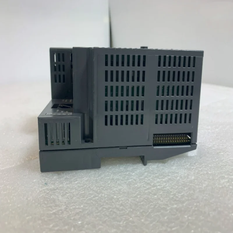 

Совершенно новый, в заводской упаковке модуль управления питанием IC200PWR011 IC200PWR012 IC200PWR101LT IC200PWR102CA IC200PWR102LT