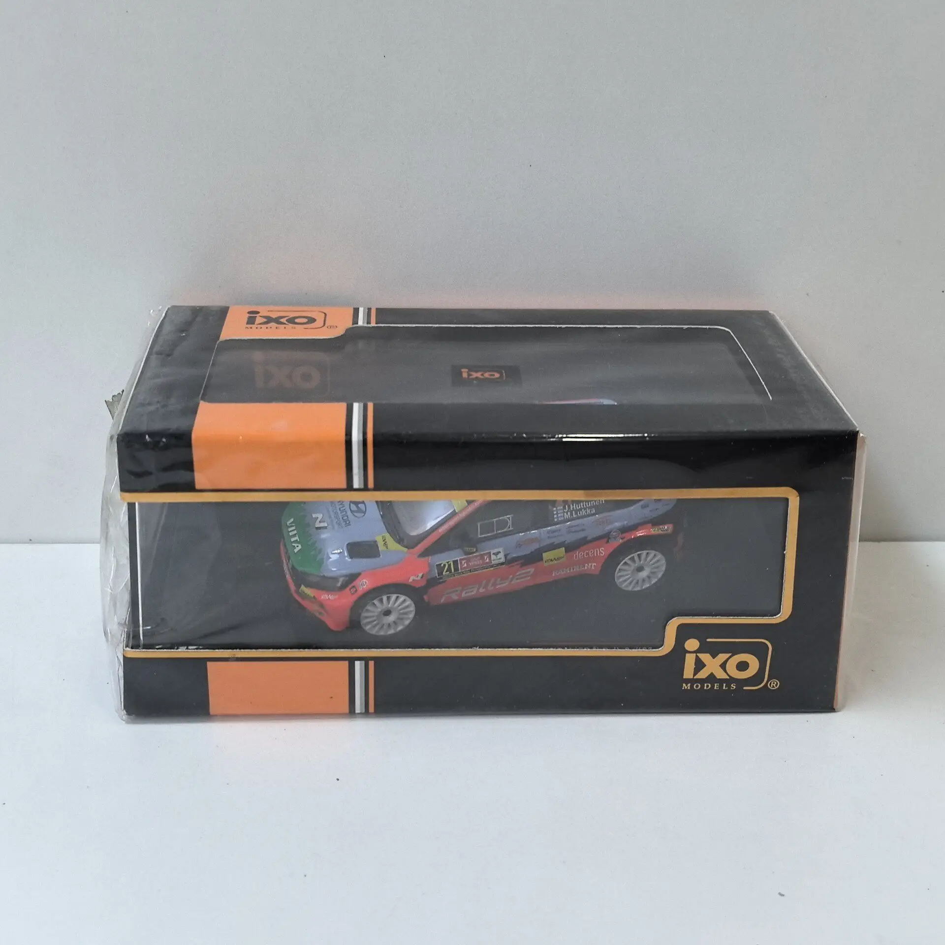 Modelo Diecast IXO Escala 1/43 HYUNDAI #   Modelo de Carro de Corrida 21 I20 N 2021 em Liga 2N