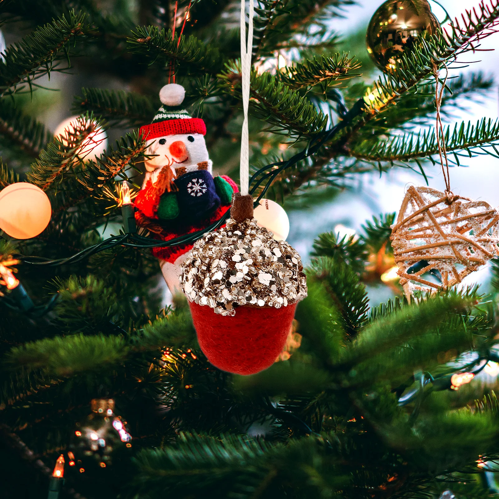 

6Pcs Felt Wool Acorn Hanging Ornament Xmas Tree Decoration DIY Craft Christmas Pendant Felt Acorn Ornament Pom Pom Wool