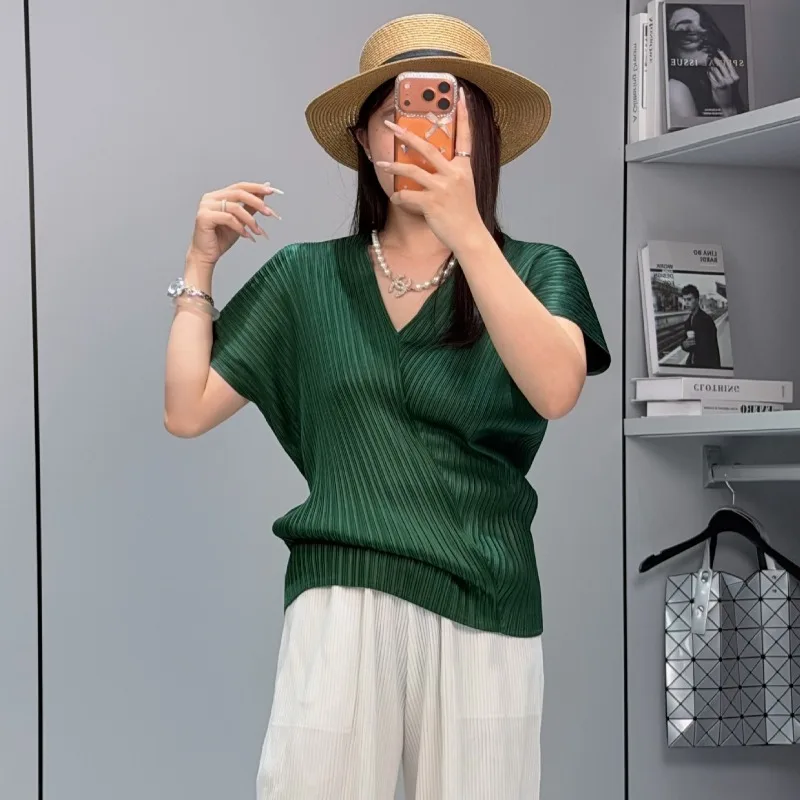 Miyake Pleated T-Shirt 2026 Summer New Simple Casual Fashion Loose Solid Color Stretchy Draped Lightweight Top for Women