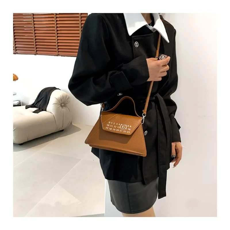 Autumn Winter Luxury Crossbody Bag Women\'s New Fashion Trapezoidal Hand-held Solid Color Versatile Texture Female Shoulder Bag