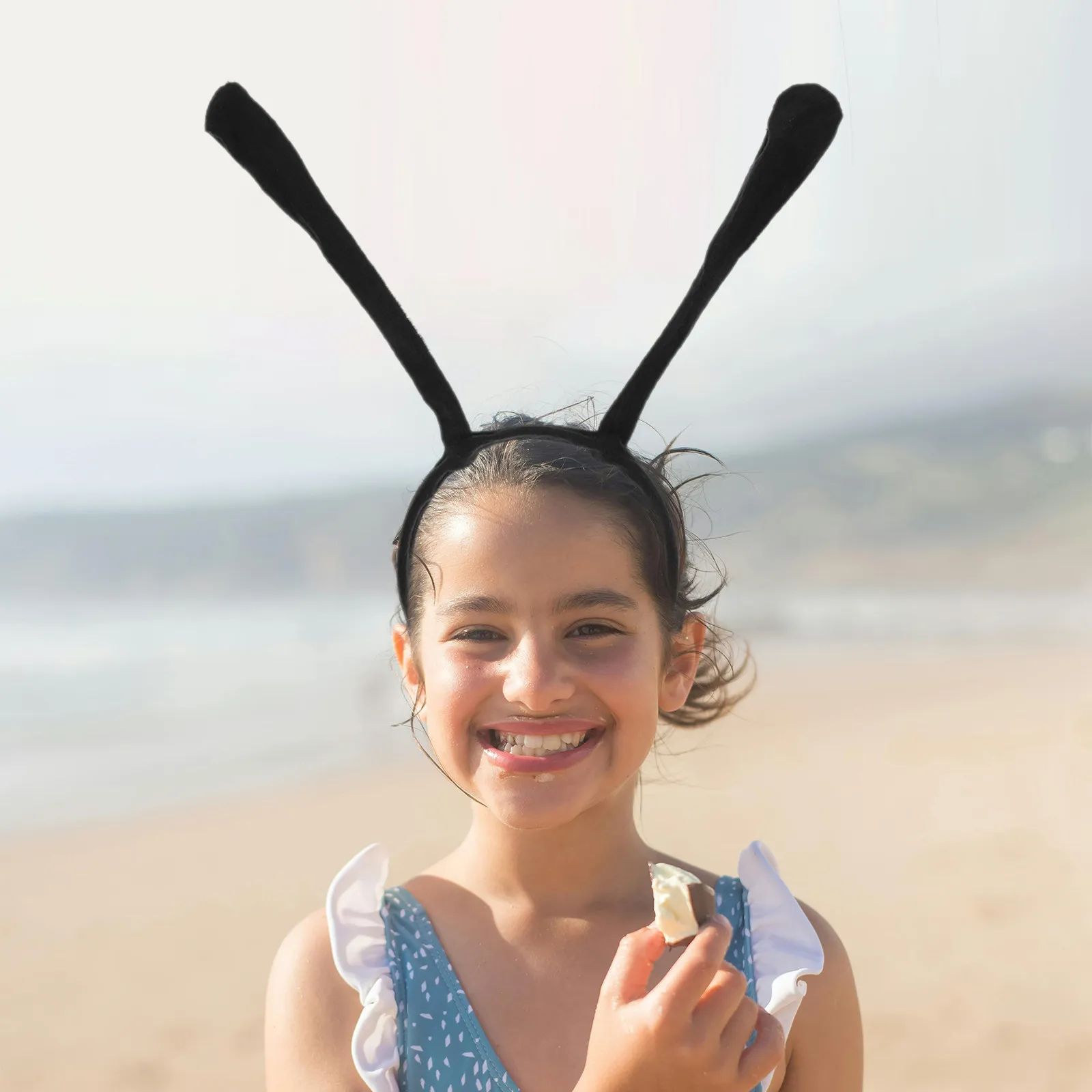 4Pcs Children's Bee Headband Cute Cartoon Antenna Head Boppers Lightweight Dress Up Hair Bands for Halloween Birthday Cosplay - view 2