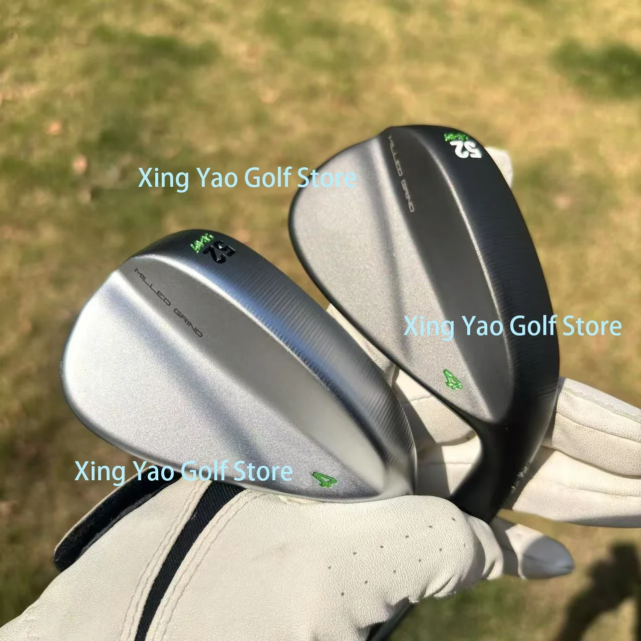 

LISM Golf Clubs MG4 Wedges 50/52/54/56/58/60 Degree Wedges Silver or Black M-Grind Wedges with Stiff Steel Shaft with headcover