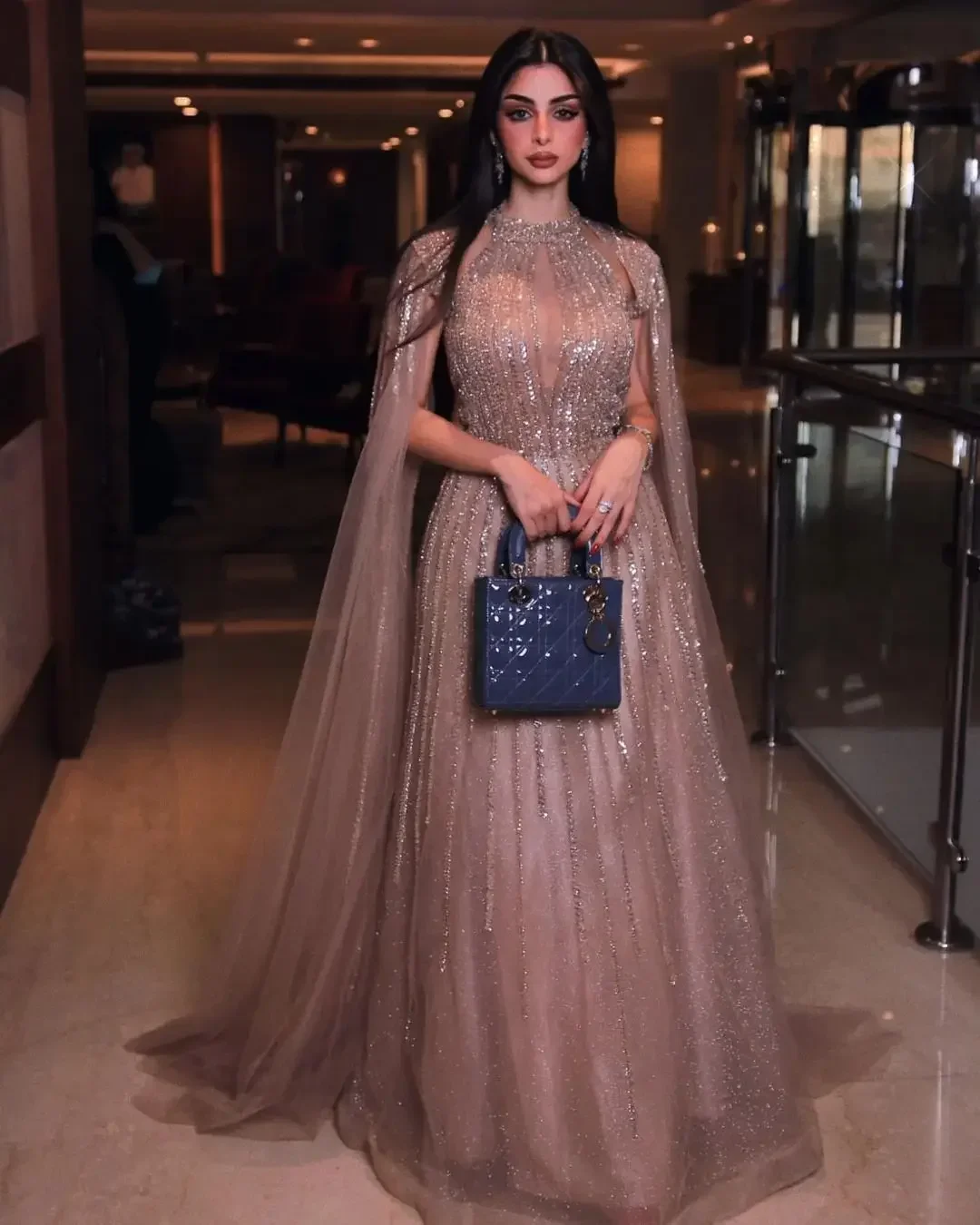 Women Luxury Elegant Gown Wedding Party Dress For Women Robe Formal Suitable Request Prom Customized