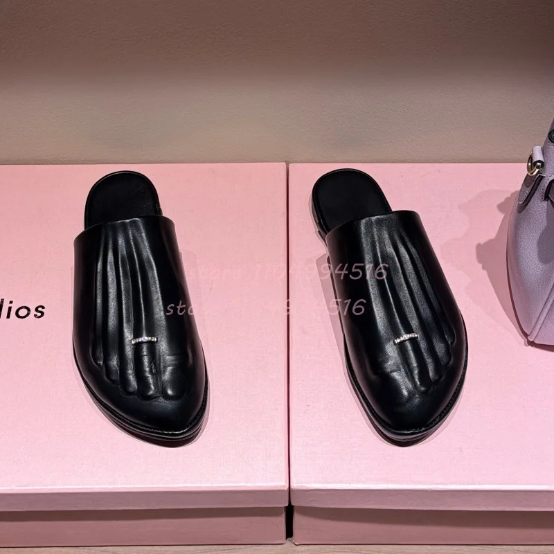 

Foot Toe Ring Leather Flat Slippers Women Five Separate Finger Slip On Novelty Slippers Luxury Fashion Party Lady Sandals New In