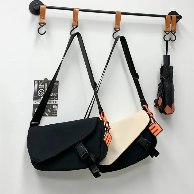 

Modern Leather Crossbody With Padded Strap For Women With Ergonomic And Chic Elegant Vibe