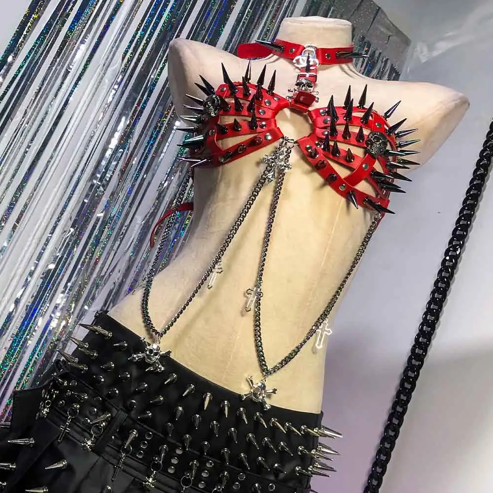 

Топы из веганской кожи в стиле Y2K, Харадзюку, Э-гёрл, Готика, Гранж, Эко-панк, Рок, с заклепками, крестами, в стиле 90-х, Гот, Кавайи, DIY, Скелет, Эмо