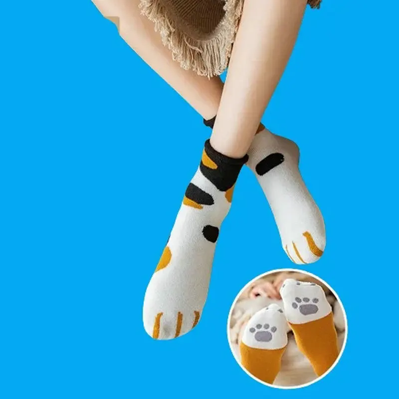 5/10 pares de calcetines cálidos de tubo medio de dibujos animados japoneses calcetines gruesos de invierno con forma de pata de gato 2024 calcetines de otoño e invierno lindos calcetines con huella