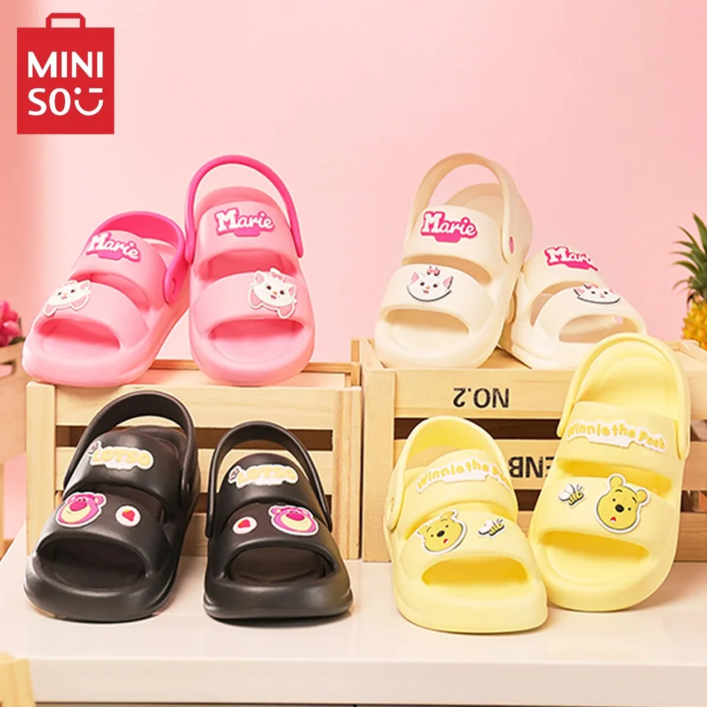 Miniso-Sapatos de praia para meninos e meninas, sandálias de anime fofas, sandálias de sola grossa para estudantes, Disney Series Marie Cat, Urso Pooh de Lótus, verão