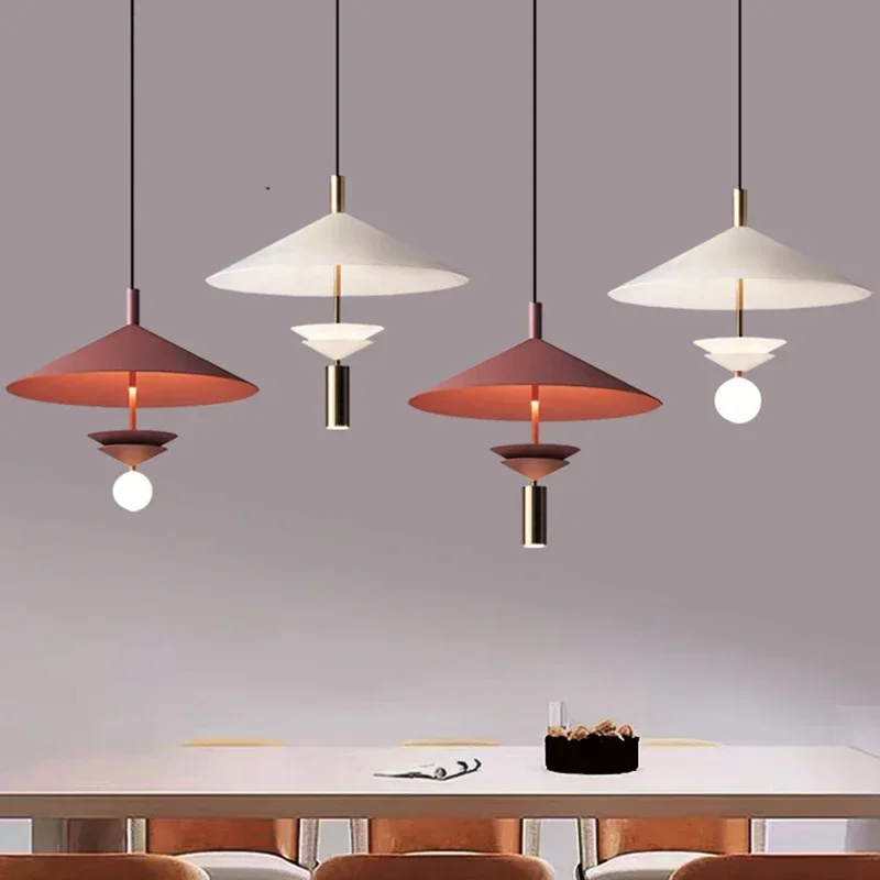 

Post-modern Spotlight Chandelier Decorative Flying Saucer LED Pendant Light for Restaurant Simple Dining Room Light Fixtures
