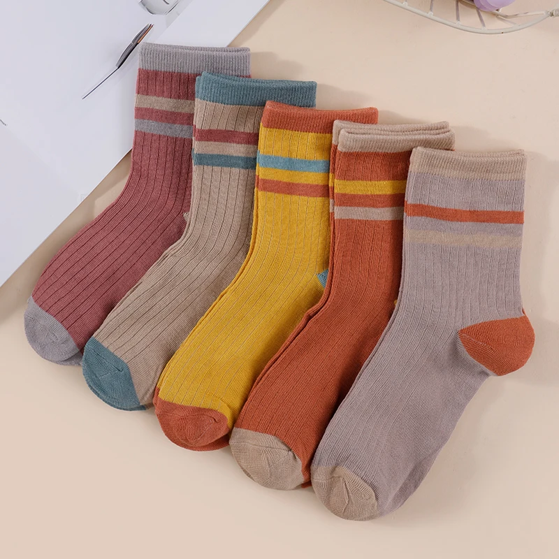 

5 пар женских носков средней длины в полоску с цветными блоками в стиле ретро, удобные и мягкие для весенних и осенних повседневных носков