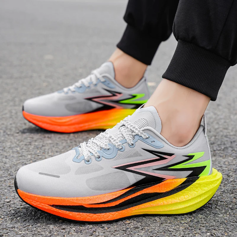 

Мужская спортивная обувь, легкие гоночные кроссовки из карбоновой пластины, зимняя амортизация, противоскользящие, износостойкие, дышащие.