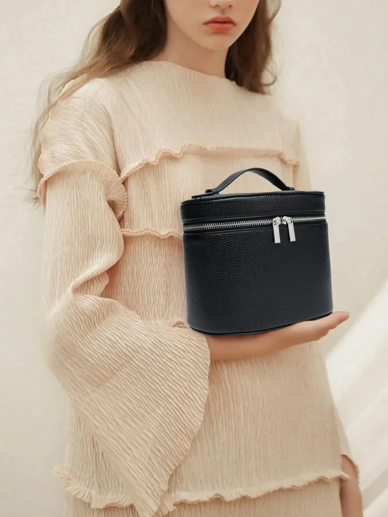 Personalisierte Reise-Kulturtasche mit Namen, tragbare PU-Leder-Aufbewahrungstasche mit separatem Waschfach-Organizer, ideal für Sie – Detail 7