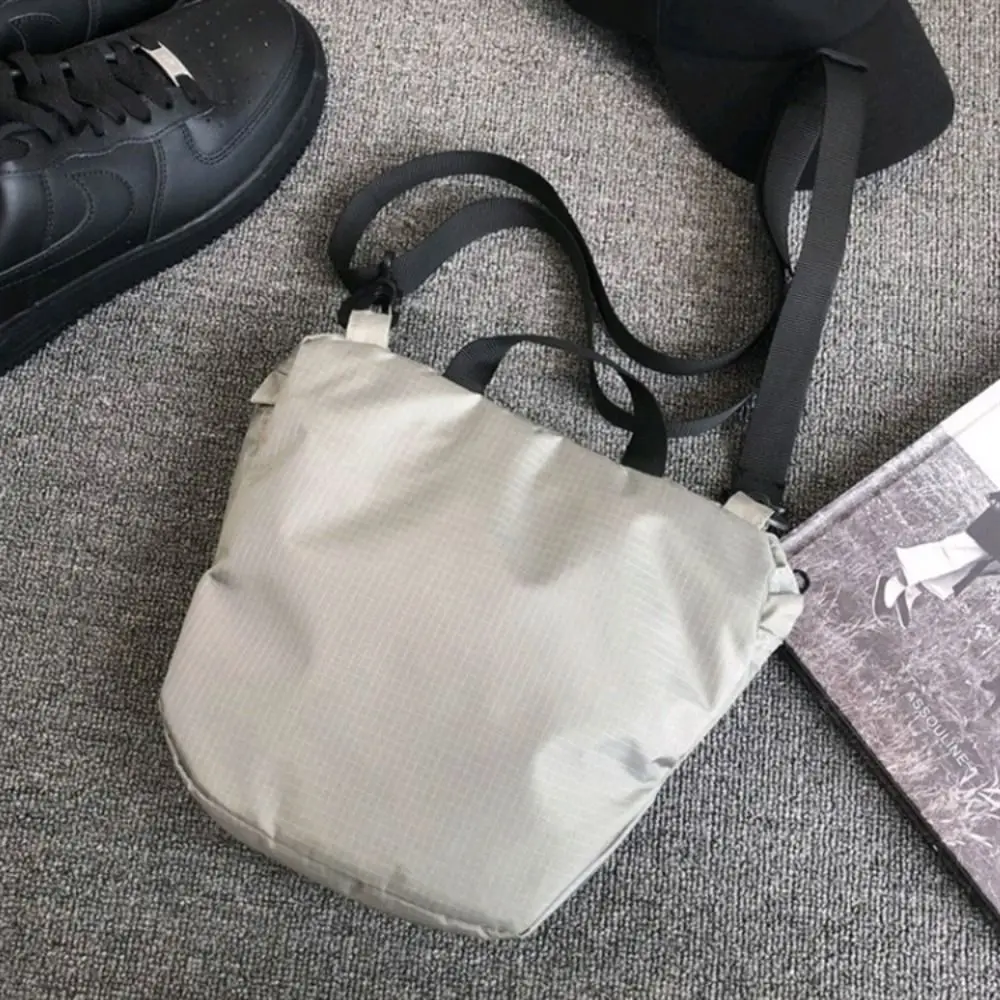 

Cool Shoulder Bag Solid Nylon Bag Crossbody Bag Large Capcity Turtle Bag Solid Color Korean Style Simple Shell Bag Sport