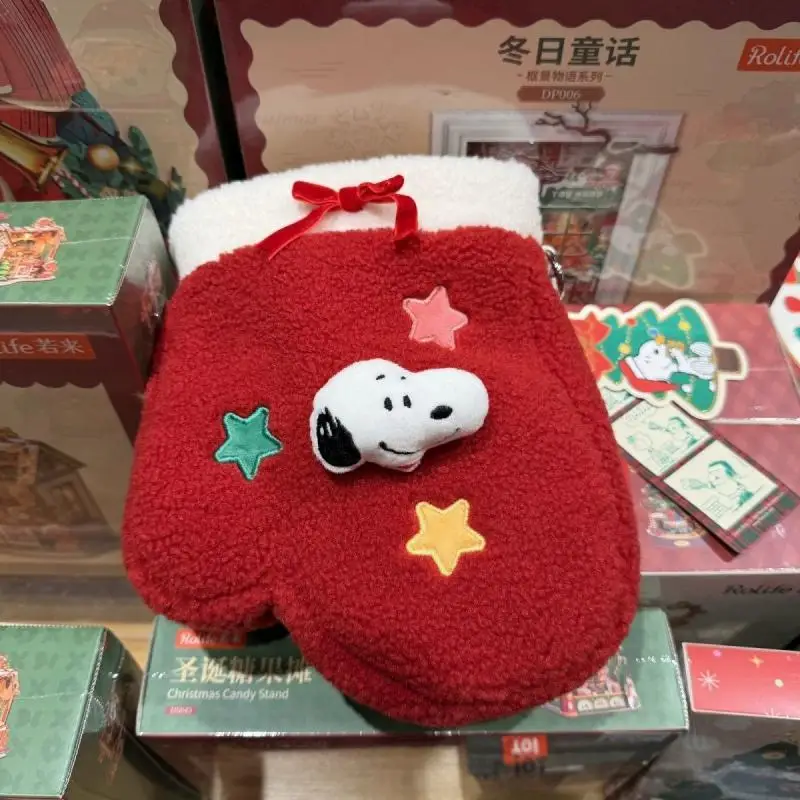 Cute Snoopys Glove Shape Plush Crossbody Bag Cute Kawaii Soft Shoulder Purse Christmas Gift for Women Fashion Small Handbag