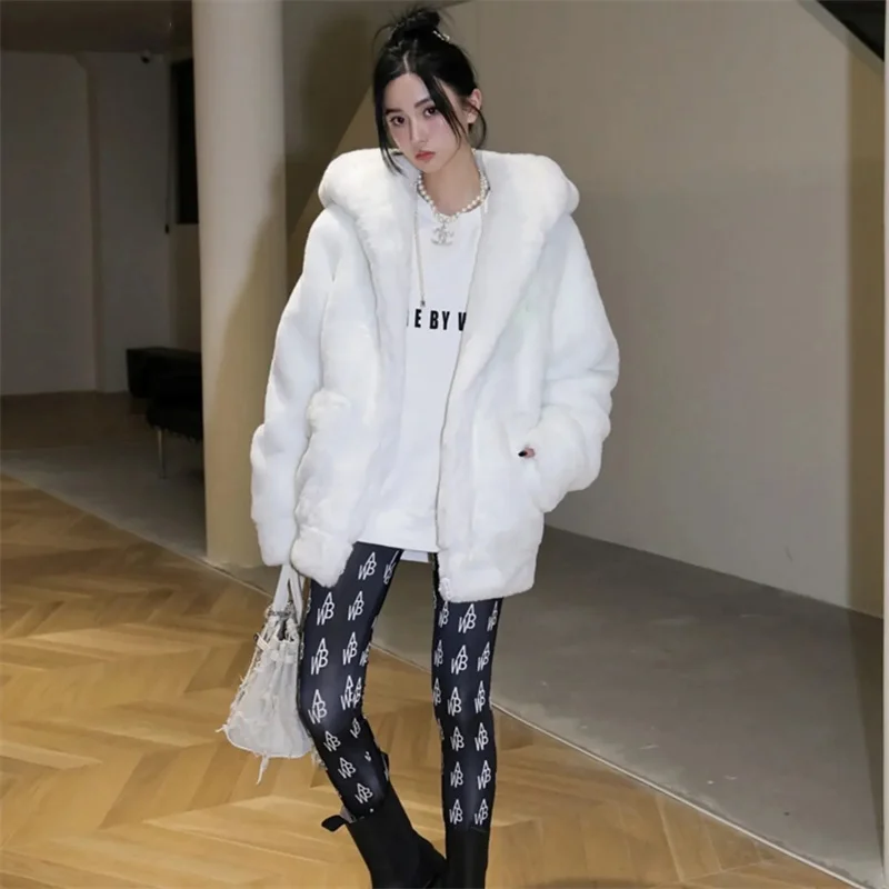 High Quality Quilted Thick Furry Coat Female Autumn And Winter Lamb Plush Imitation Mink Rex Rabbit Fur Coat Women Hooded Jacket