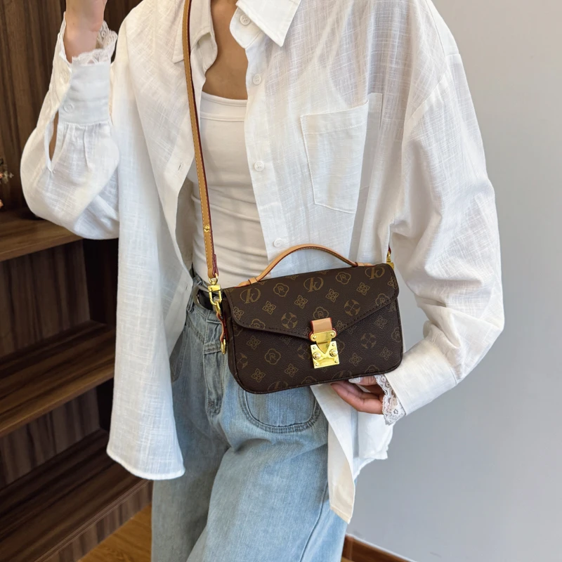 حقيبة كروس كلاسيكية مصممة للنساء حقائب كتف جلدية فاخرة للسيدات أنيقة للمكتب والسفر وإكسسوارات عصرية #4