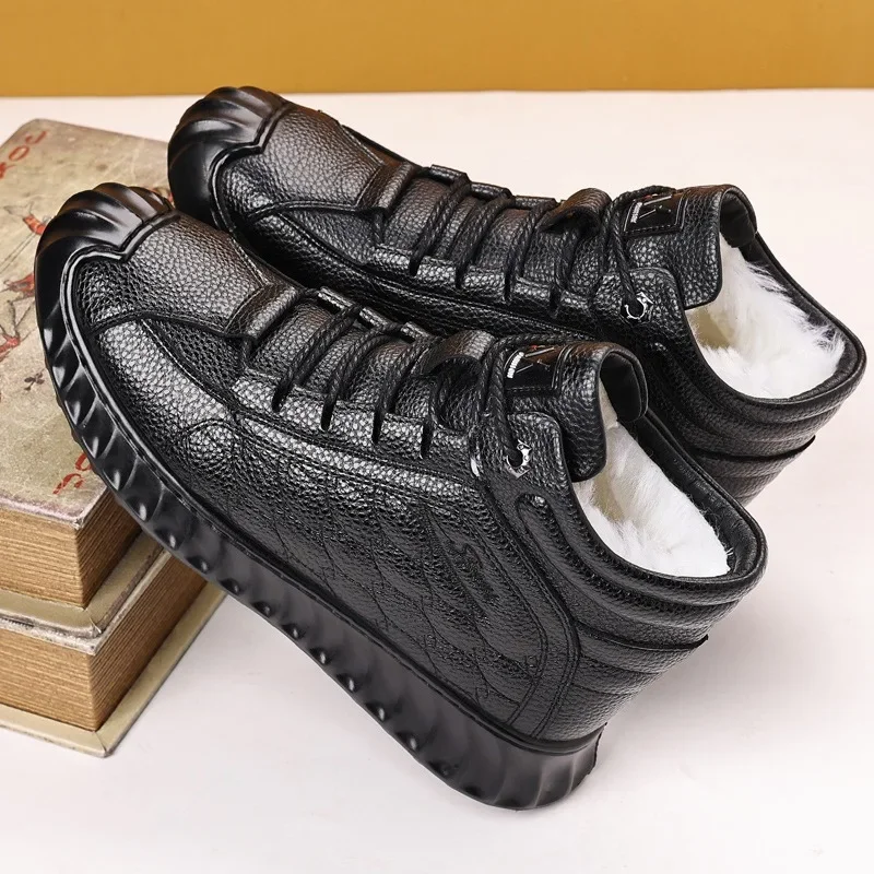 Winter Cowhide Warm Wool Snow Boots For Men Fashion Soft-soled Men's Cotton Shoes Designer Casual Black Ankle Boots Men