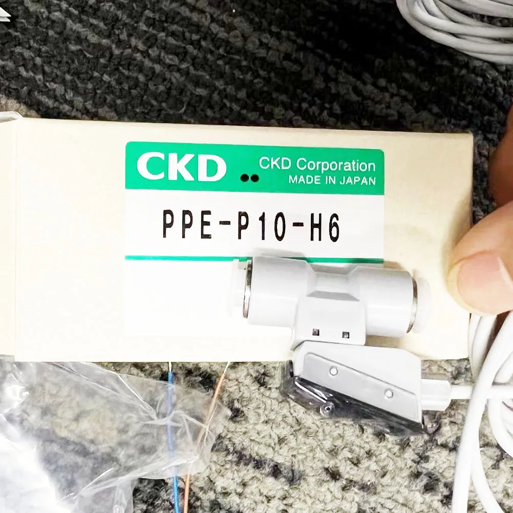 CKD pressure switch PPE-P10-H6 pneumatic component