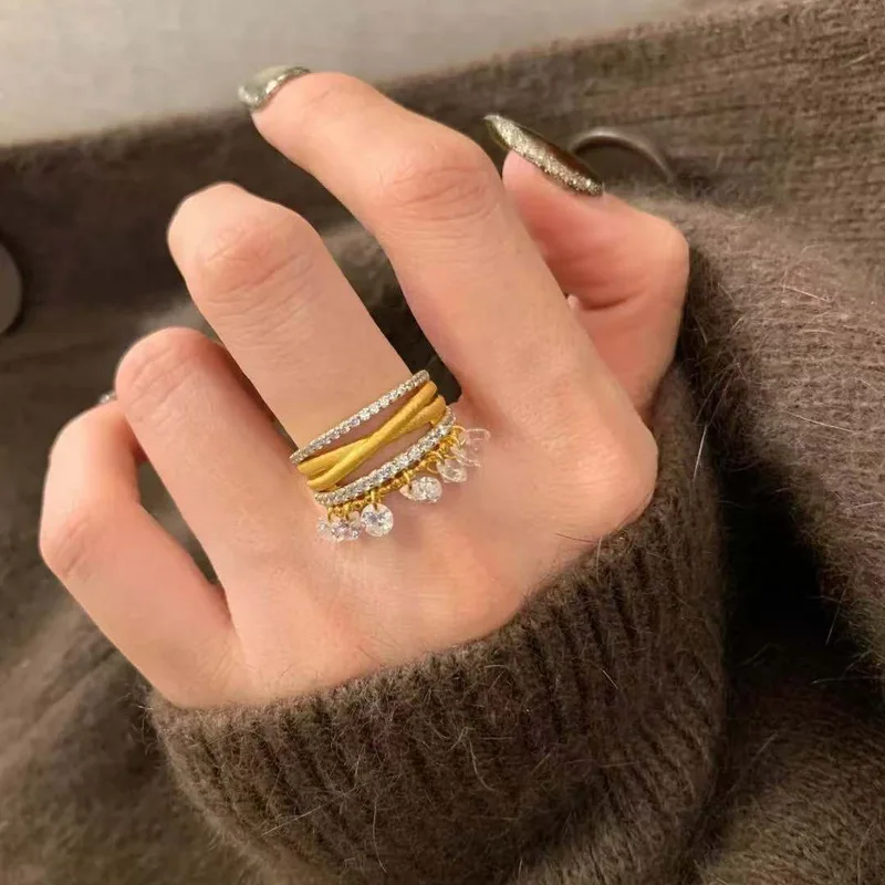 French vintage and elegant ring with full diamonds and brushed finish. Luxurious fringed design for women's jewelry.