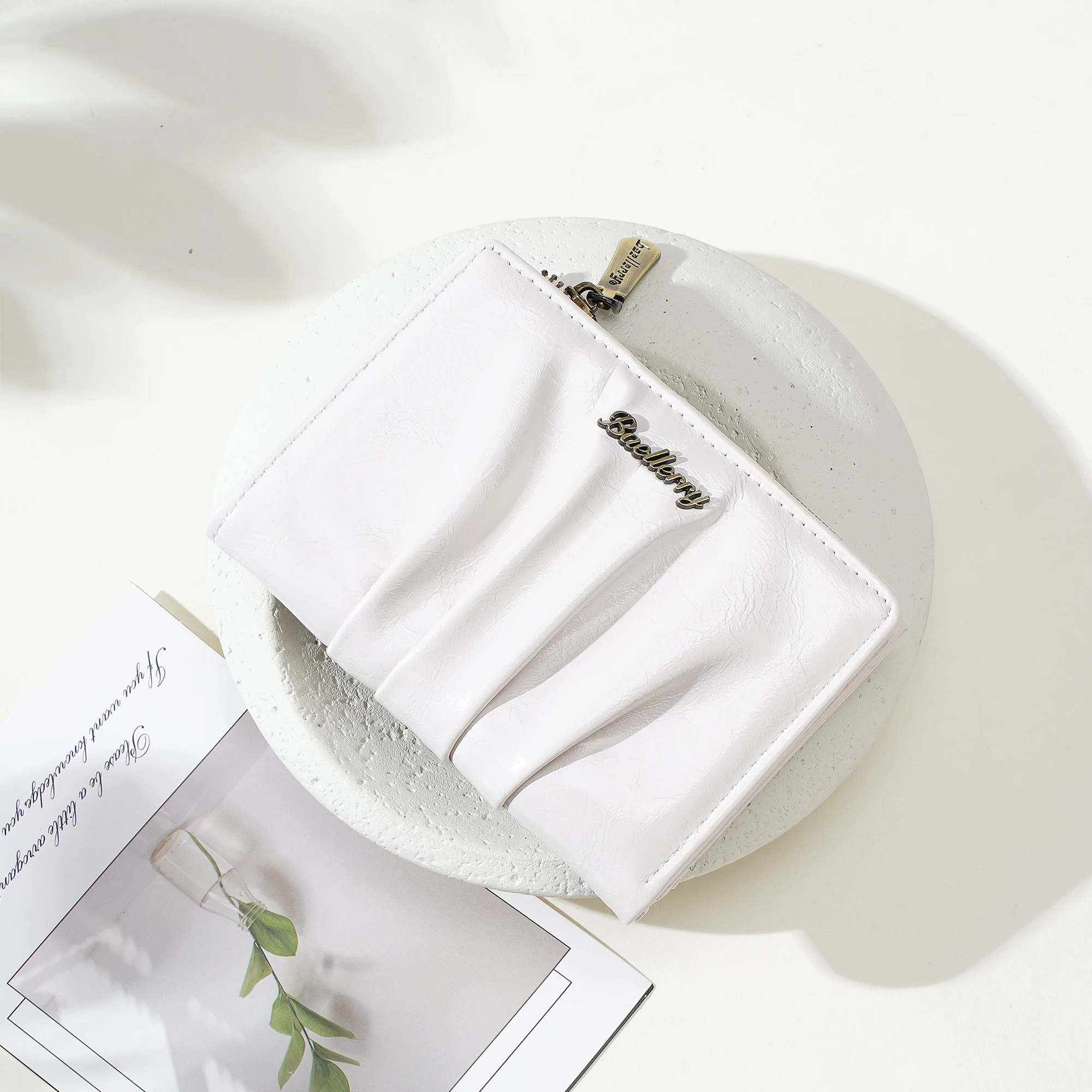 1 Stück Retro Plissierte Glänzende Öl-Wachs-PU Damen-Kurzgeldbörse, Doppelt Faltbare Schnappgeldbörse, Reißverschluss-Münzfach + Ausweisfenster, Geeignet für Outdoor-Dates, Geschenk für Frauen – Detail 28
