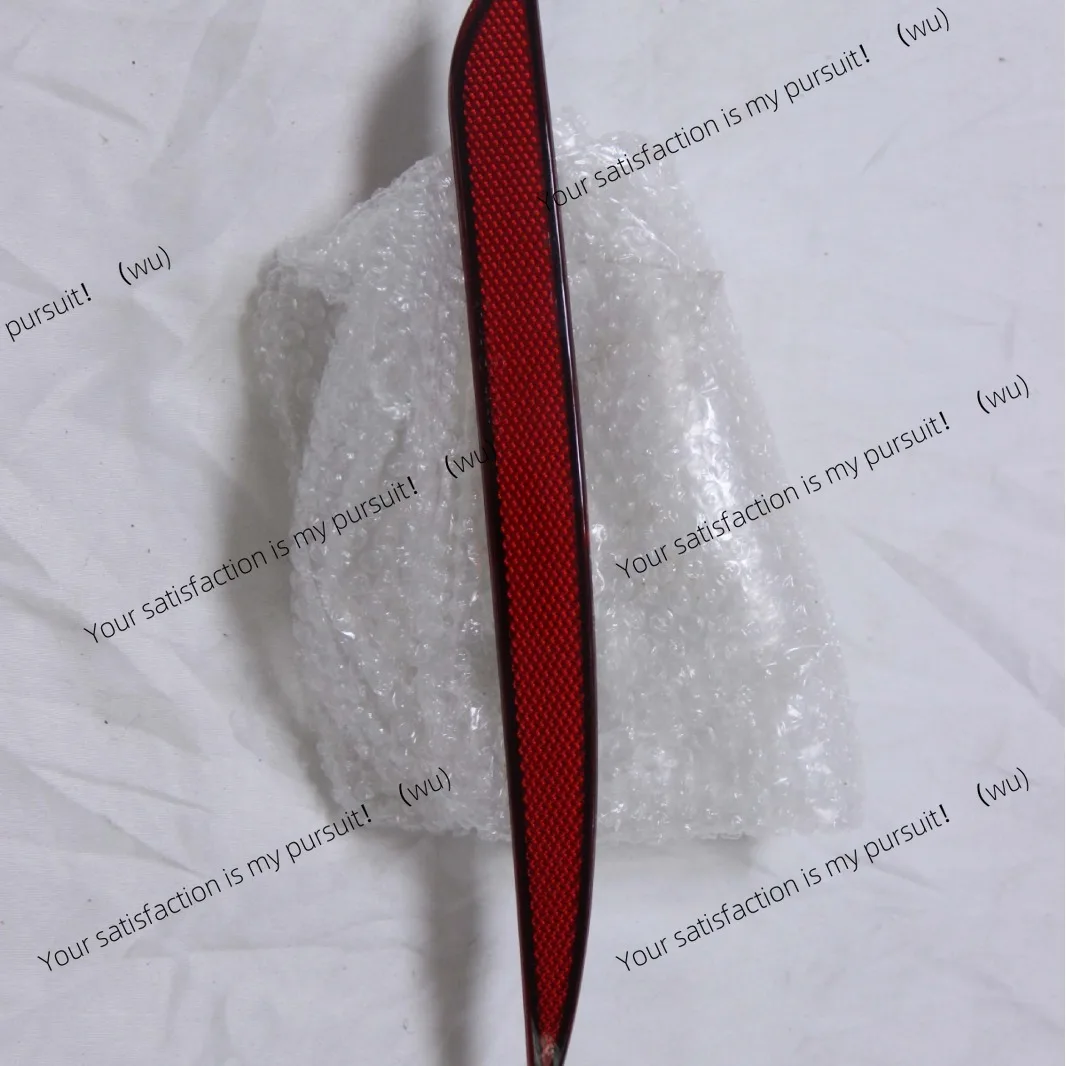Suitable for 18-22 Tesla Model Y rear reflector modely rear reflector 1495818-00-C